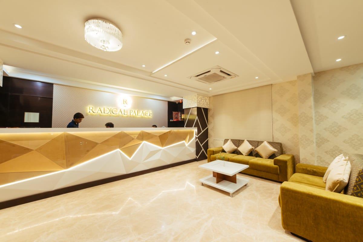 Radical Palace Hotel And Restaurant Lucknow Extérieur photo