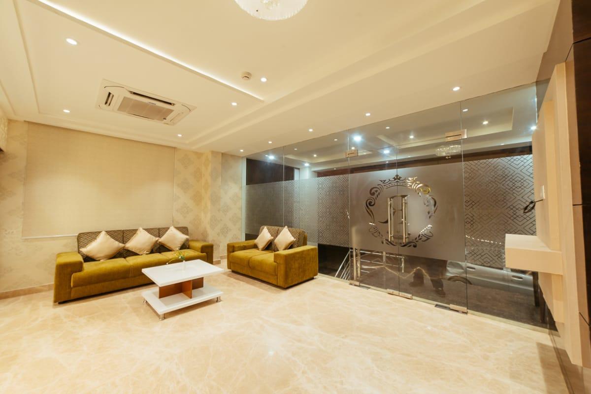 Radical Palace Hotel And Restaurant Lucknow Extérieur photo